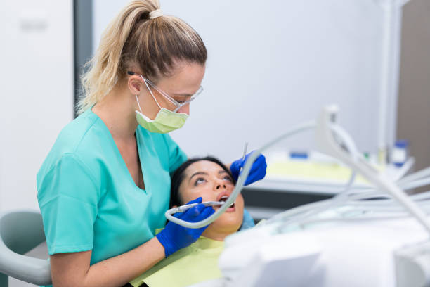 Best Broken or Cracked Tooth Emergency Dentist in Westwood, CA